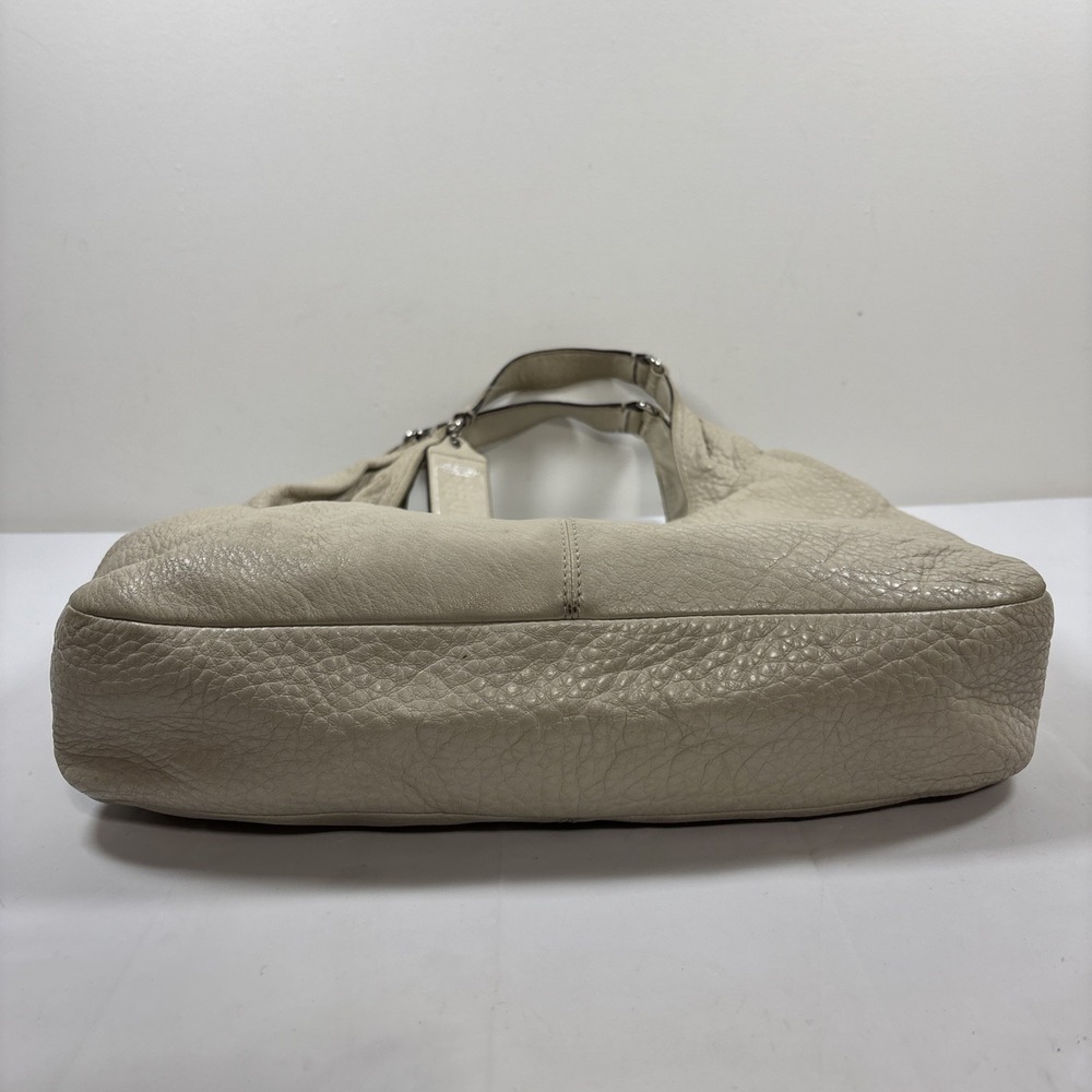 VTG Coach Julia Hobo Shoulder Bag Beige Oatmeal Pebble Leather Slouchy Purse Y2K - Picture 5 of 16